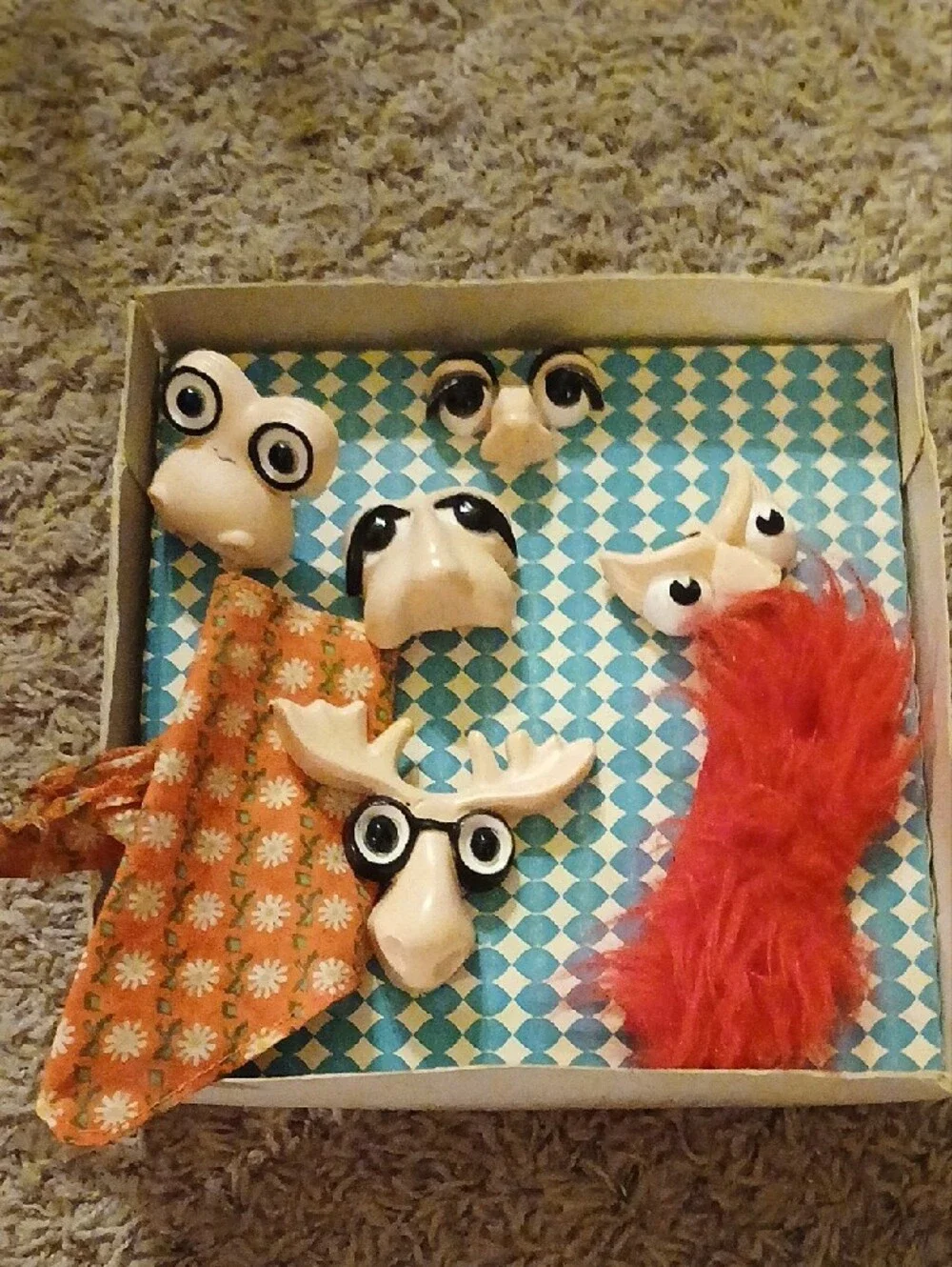 Doctor Dolittle Animal Fist Faces Toy - Multicolor